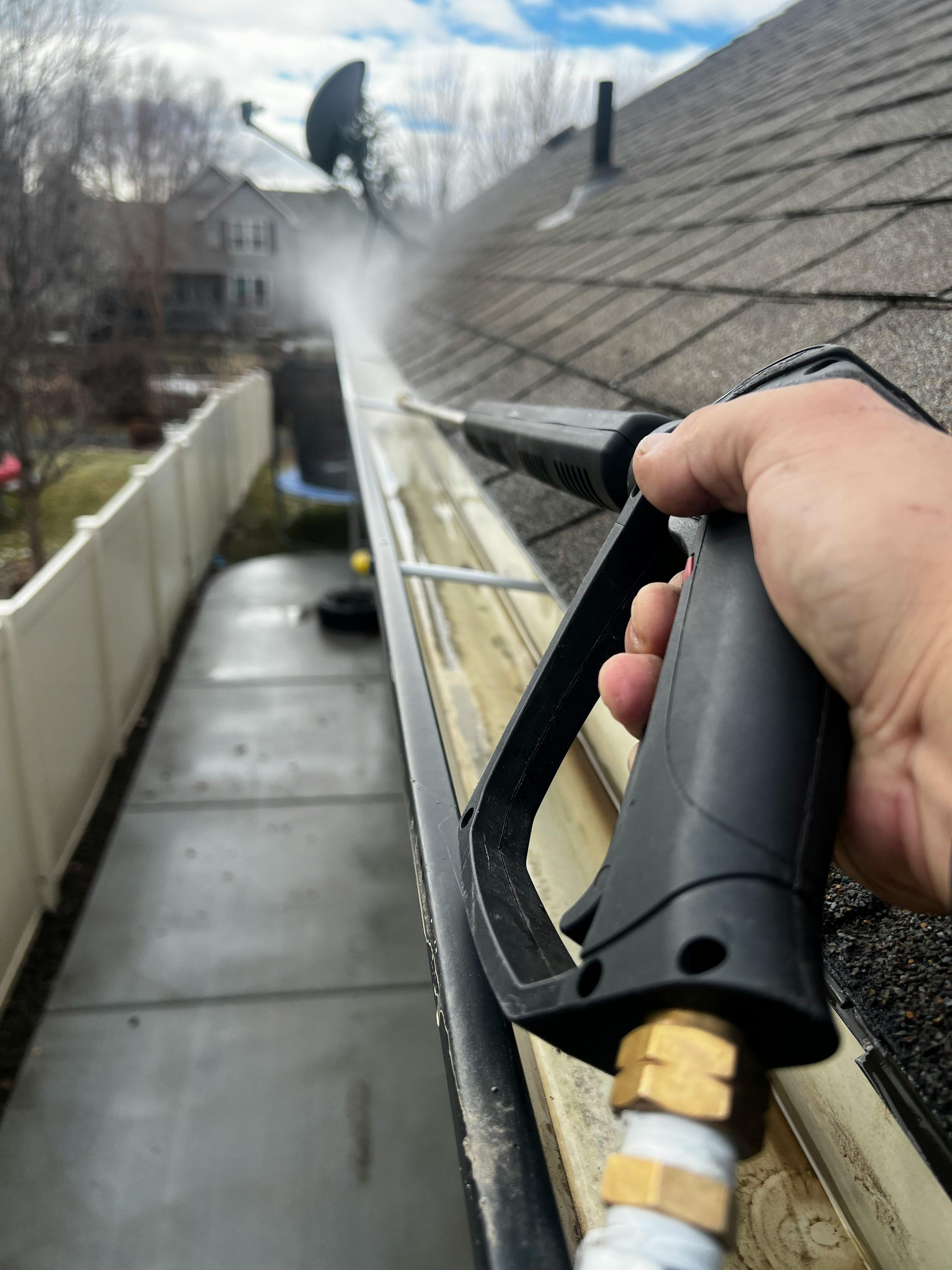 Overflowing Gutter Clear-Out
